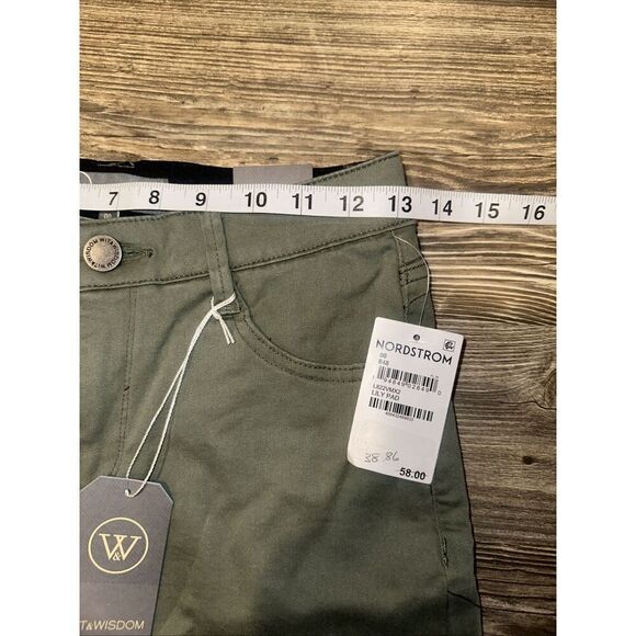 WIT & WISDOM Womens Size 00 'Ab' Solution Stretch Twill Shorts Olive Green. T - Picture 8 of 12
